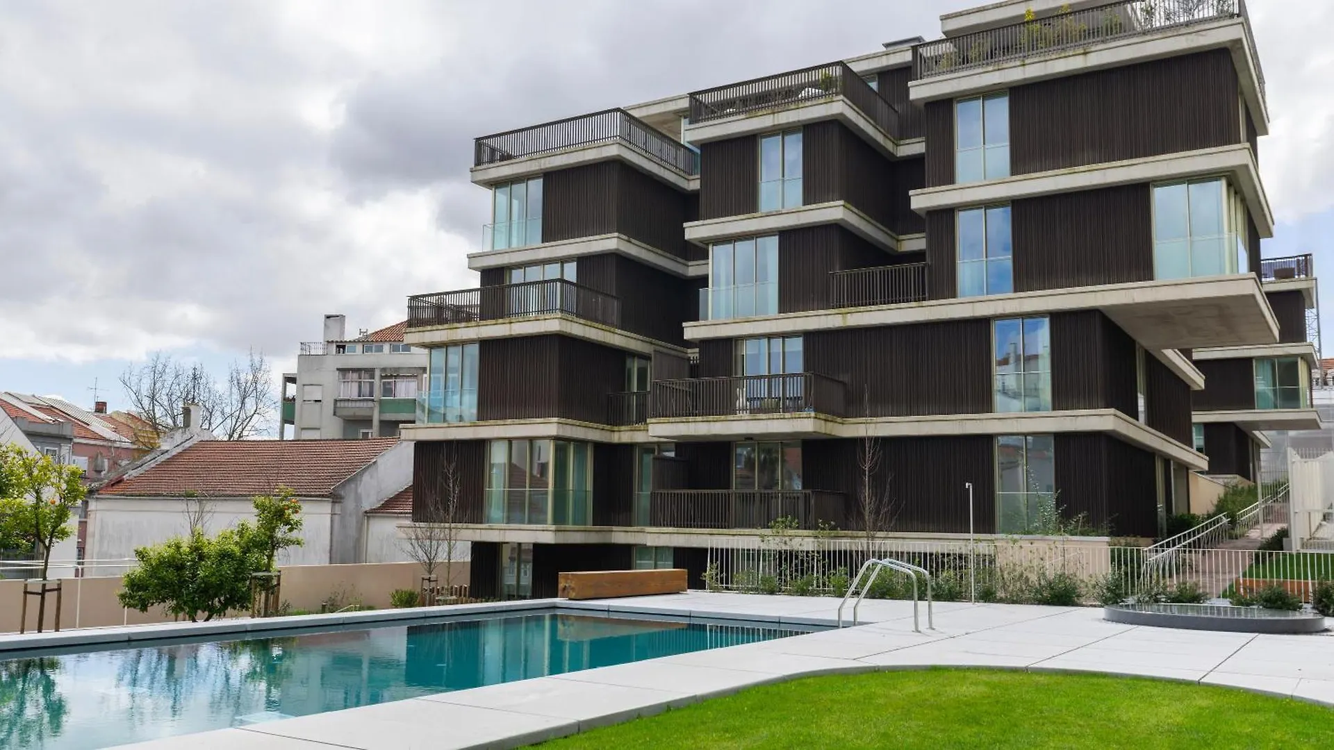 Jardins Da Gloria Stylish Living By Lovelystay Lisbon Portugal