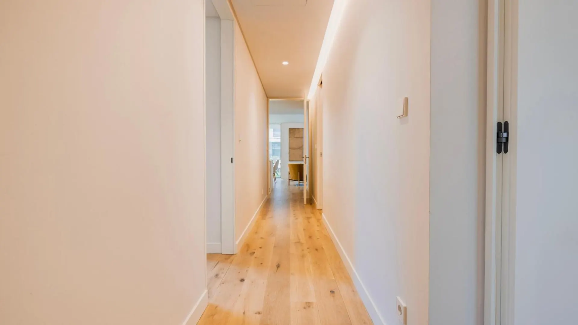 Apartment Jardins Da Gloria Stylish Living By Lovelystay Lisbon