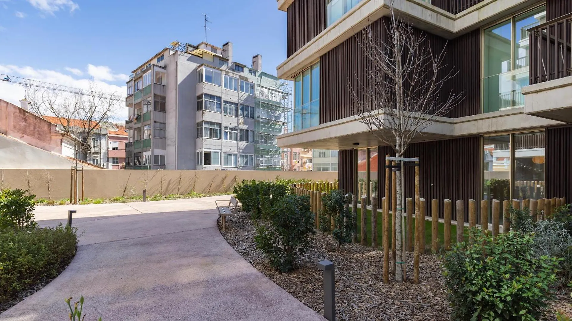 Apartment Jardins Da Gloria Stylish Living By Lovelystay Lisbon