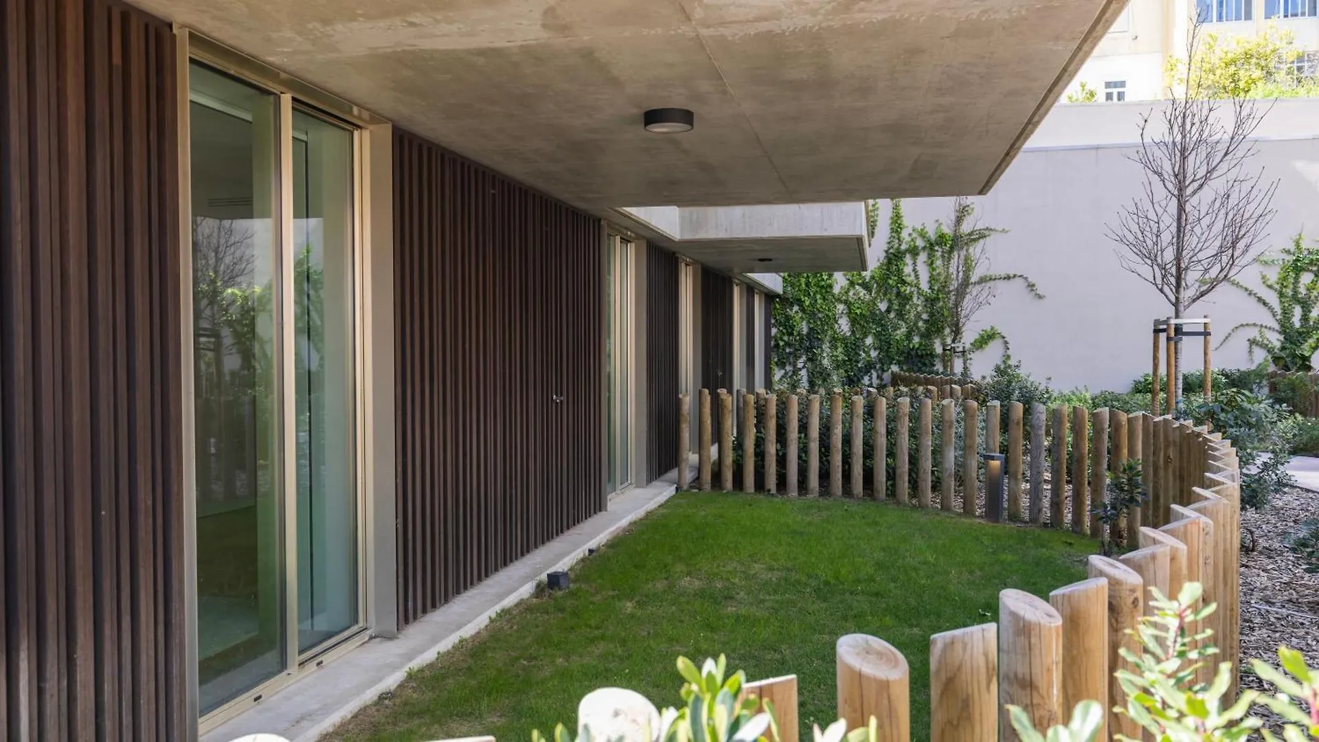 Jardins Da Gloria Stylish Living By Lovelystay Lisbon Portugal