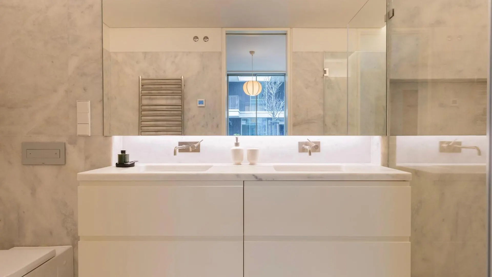 Jardins Da Gloria Stylish Living By Lovelystay Lisbon Apartment