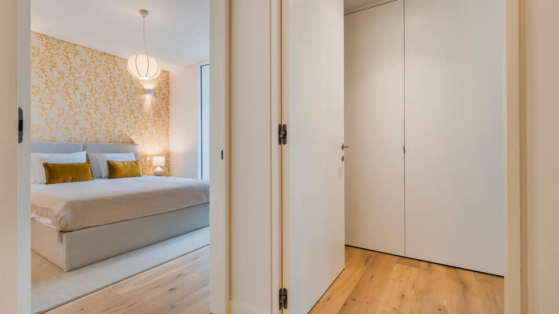 Jardins Da Gloria Stylish Living By Lovelystay Lisbon Apartment