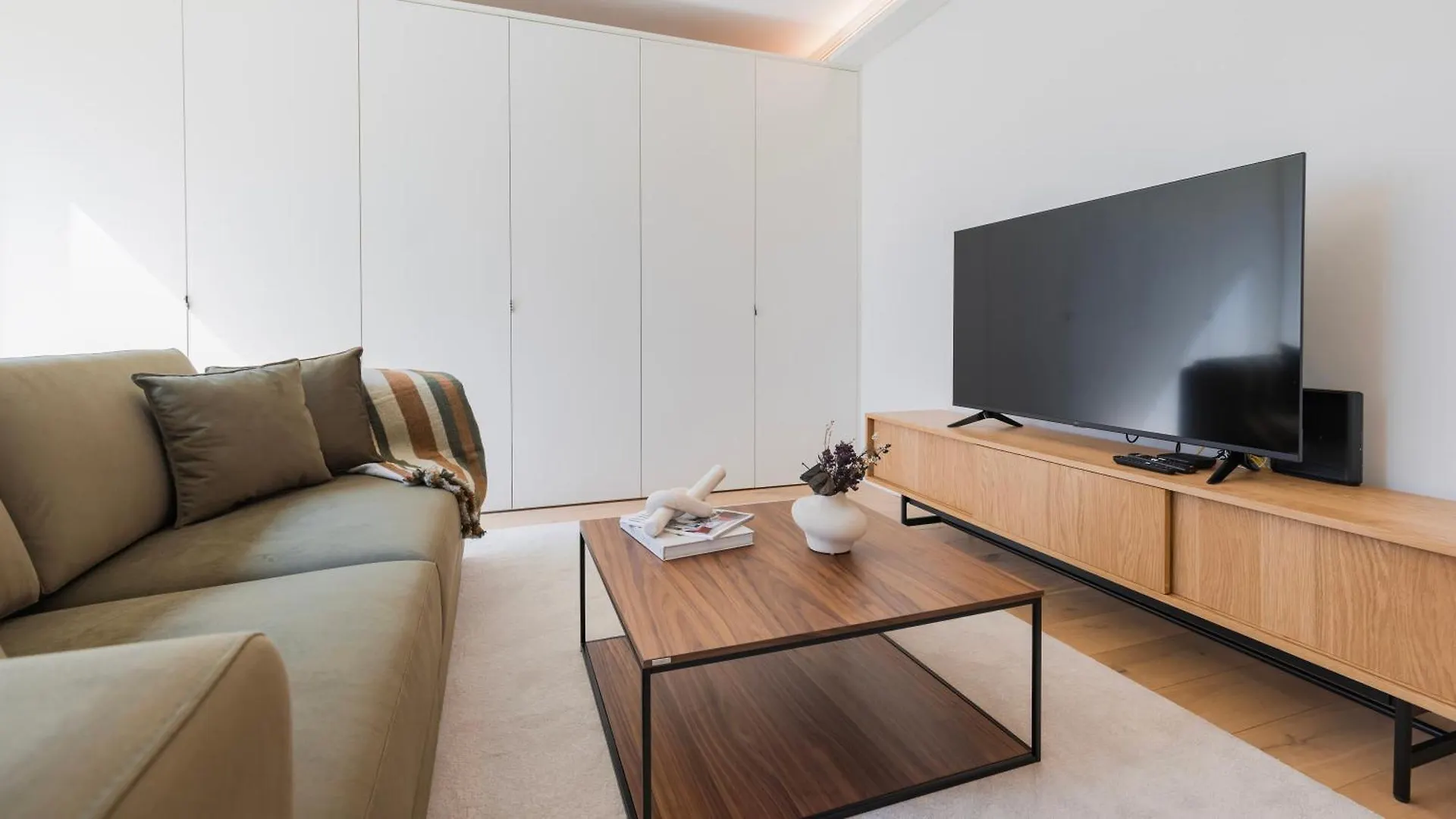 Jardins Da Gloria Stylish Living By Lovelystay Lisbon Portugal